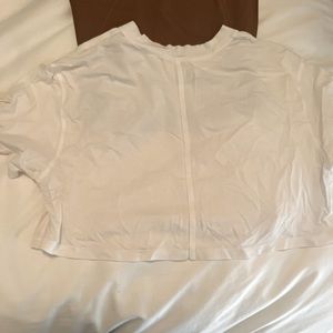 Size 6 lululemon graphic tee white
